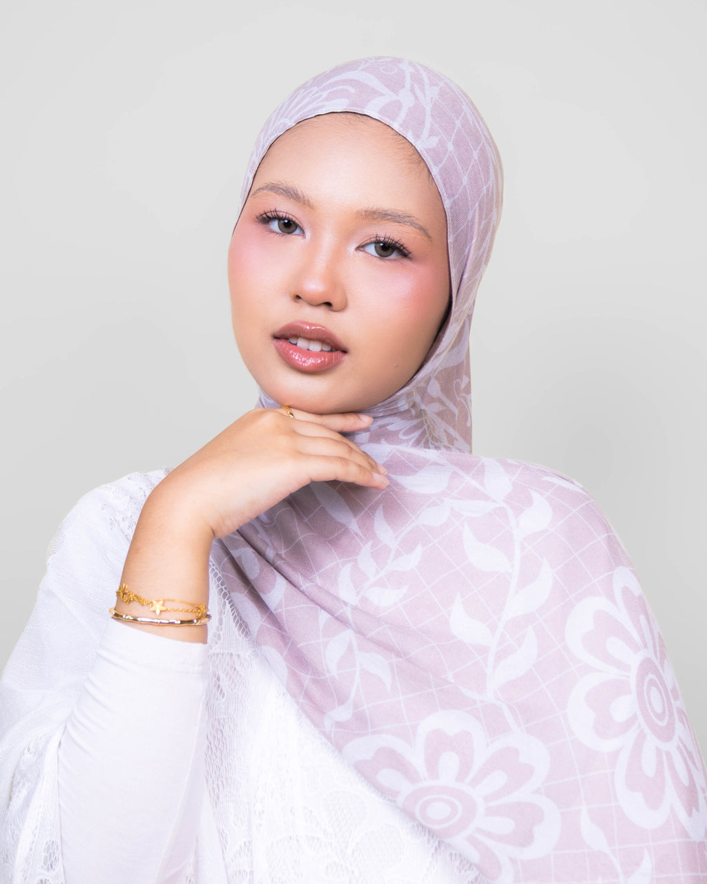 Hennara in Rosewater